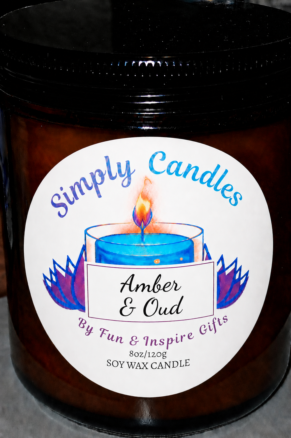 Amber & Oud Scented Candle